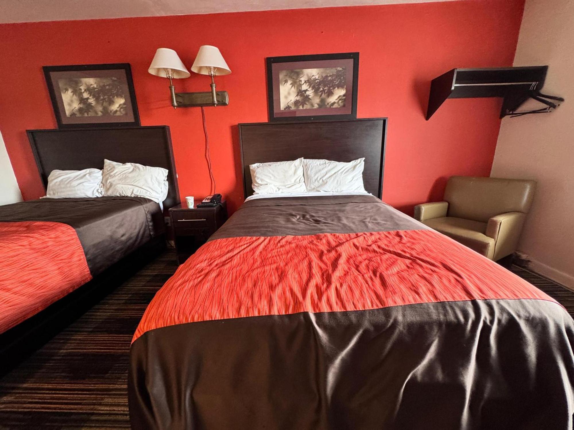 Oyo Palm Leaf Motel 애슐랜드 외부 사진
